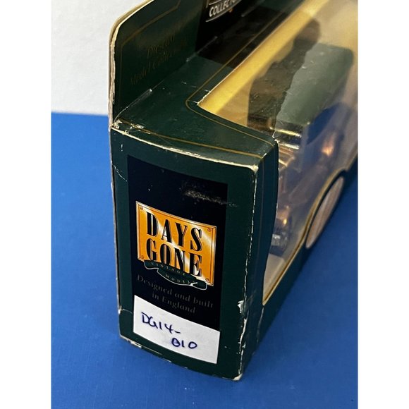 Vintage LLEDO DG014010 1934 A Ford Car Gold Collectors Club 9th Edition - Picture 5 of 10